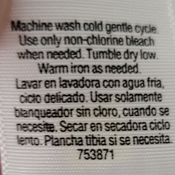 Ladies St Johns Bay V-neck White Shirt large New with Tag! - Picture 12 of 12